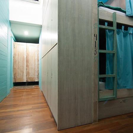 Nau Here Hostel Kuta  Luaran gambar